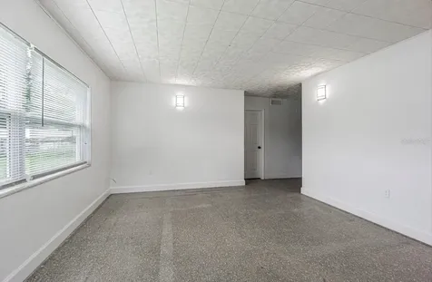 8706 Ruth Place Tampa FL 33604