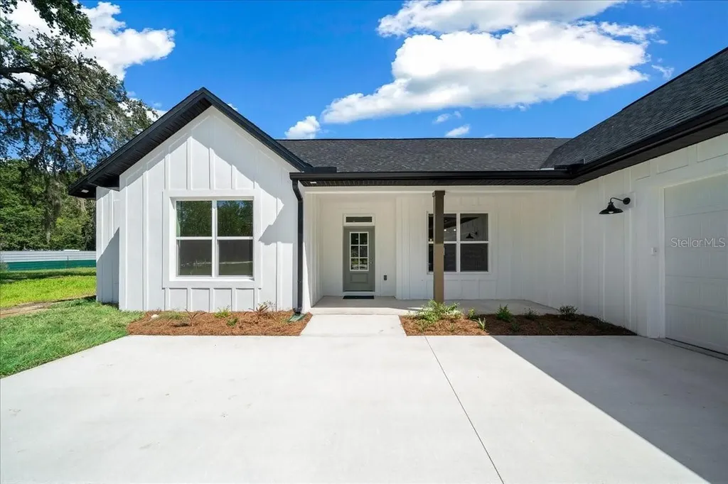 13511 SW 64th St Road Ocala FL 34481