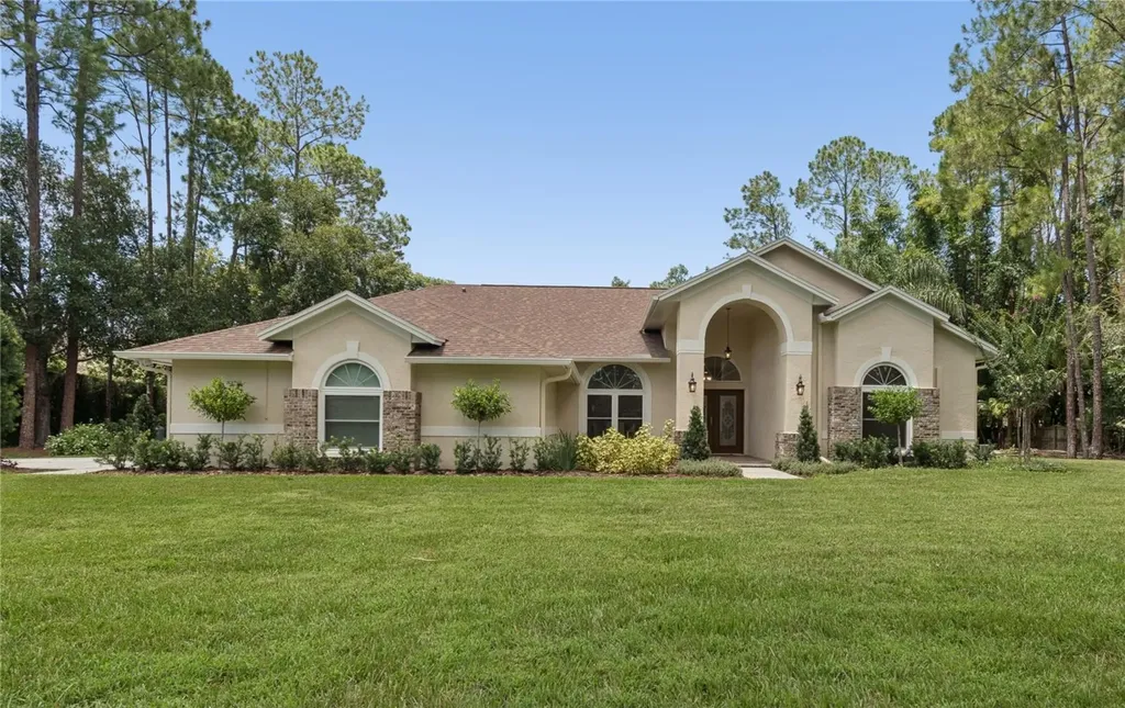 18811 Victor Manuel Drive Lutz FL 33548