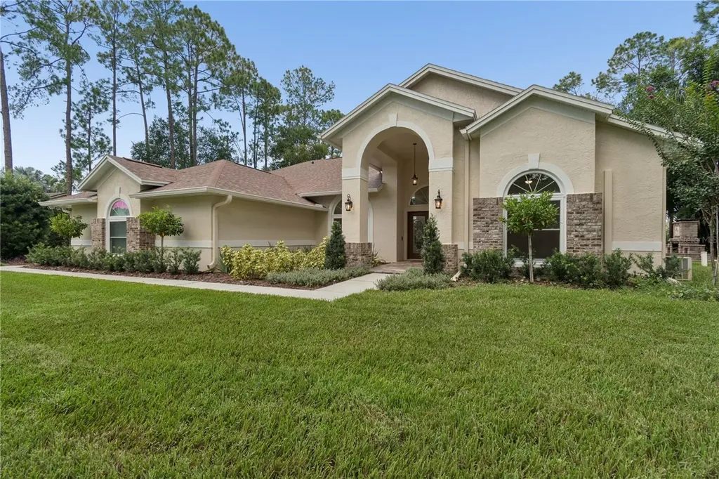 18811 Victor Manuel Drive Lutz FL 33548