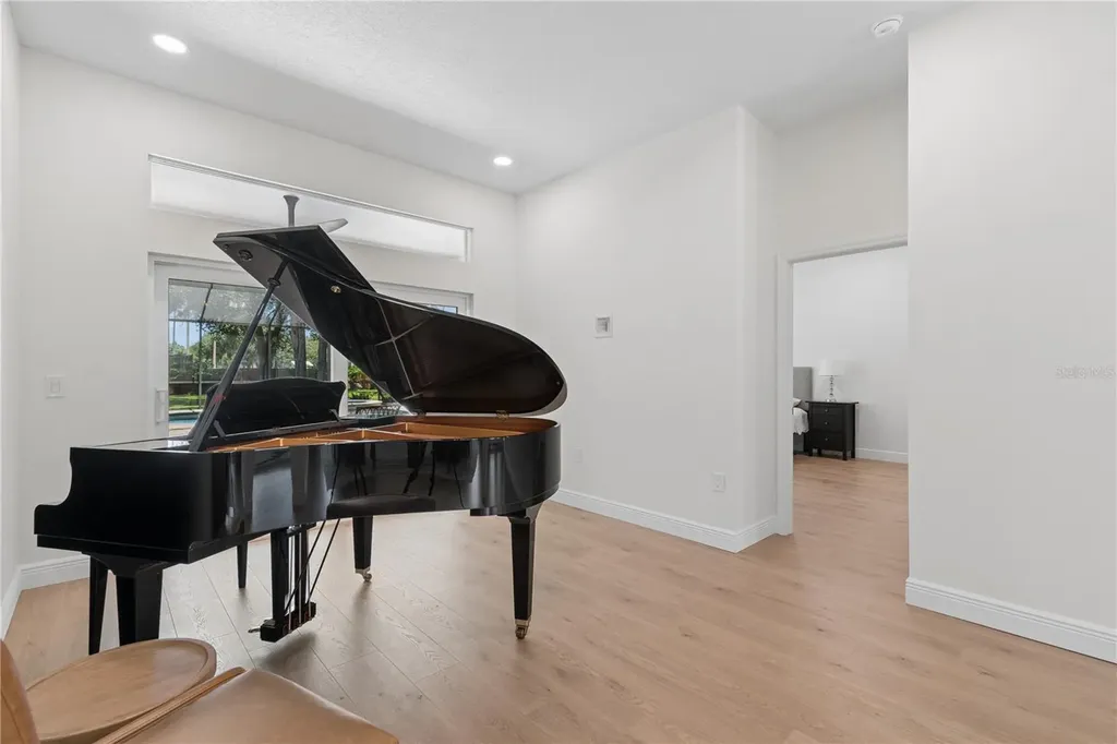 18811 Victor Manuel Drive Lutz FL 33548