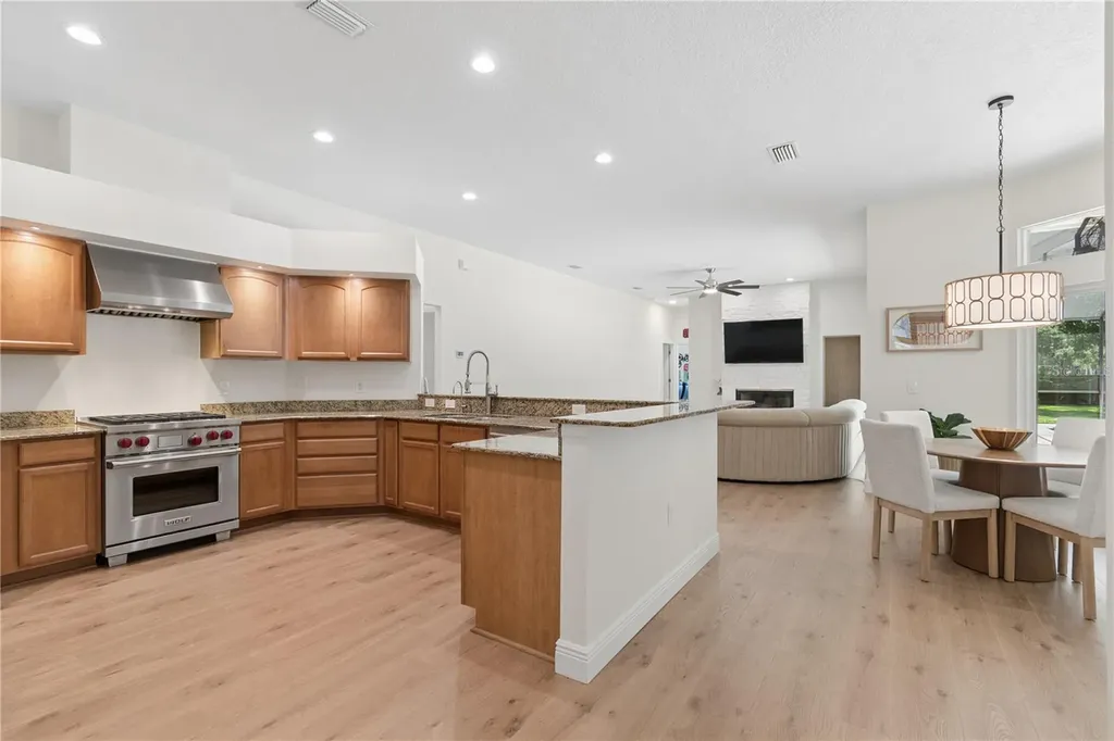 18811 Victor Manuel Drive Lutz FL 33548