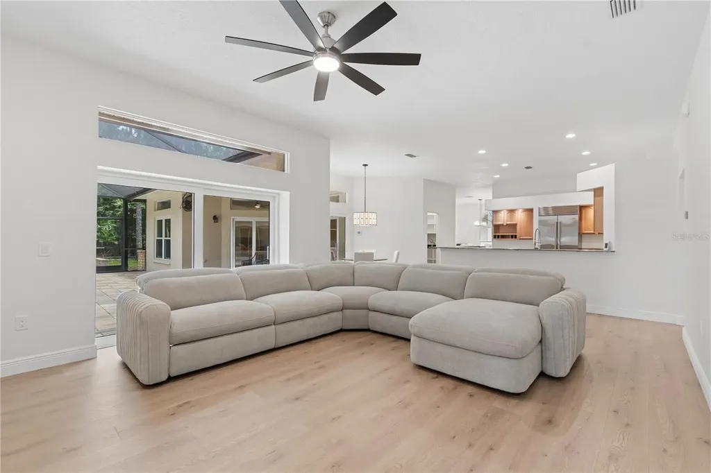18811 Victor Manuel Drive Lutz FL 33548