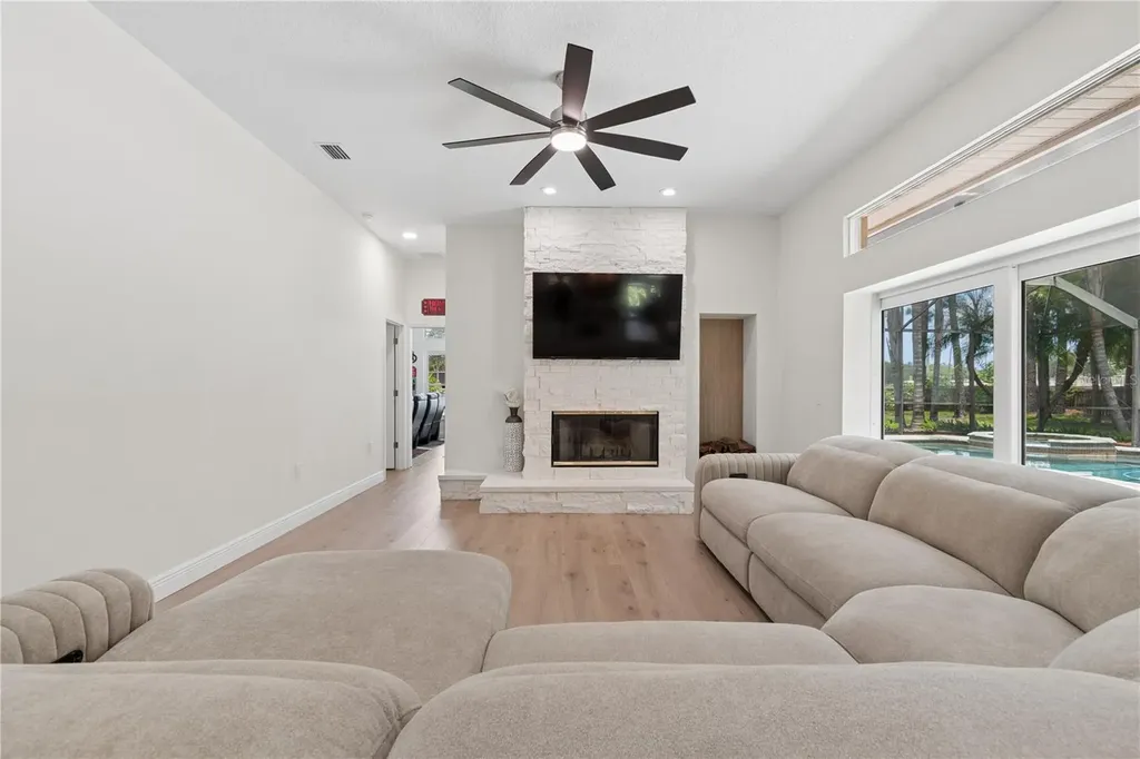 18811 Victor Manuel Drive Lutz FL 33548
