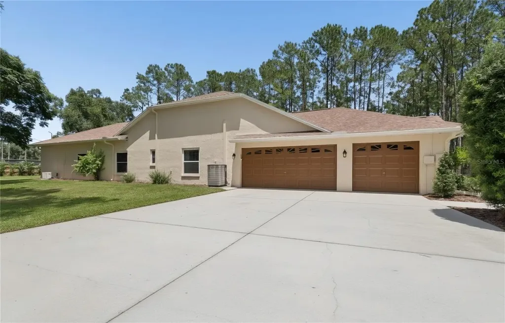 18811 Victor Manuel Drive Lutz FL 33548