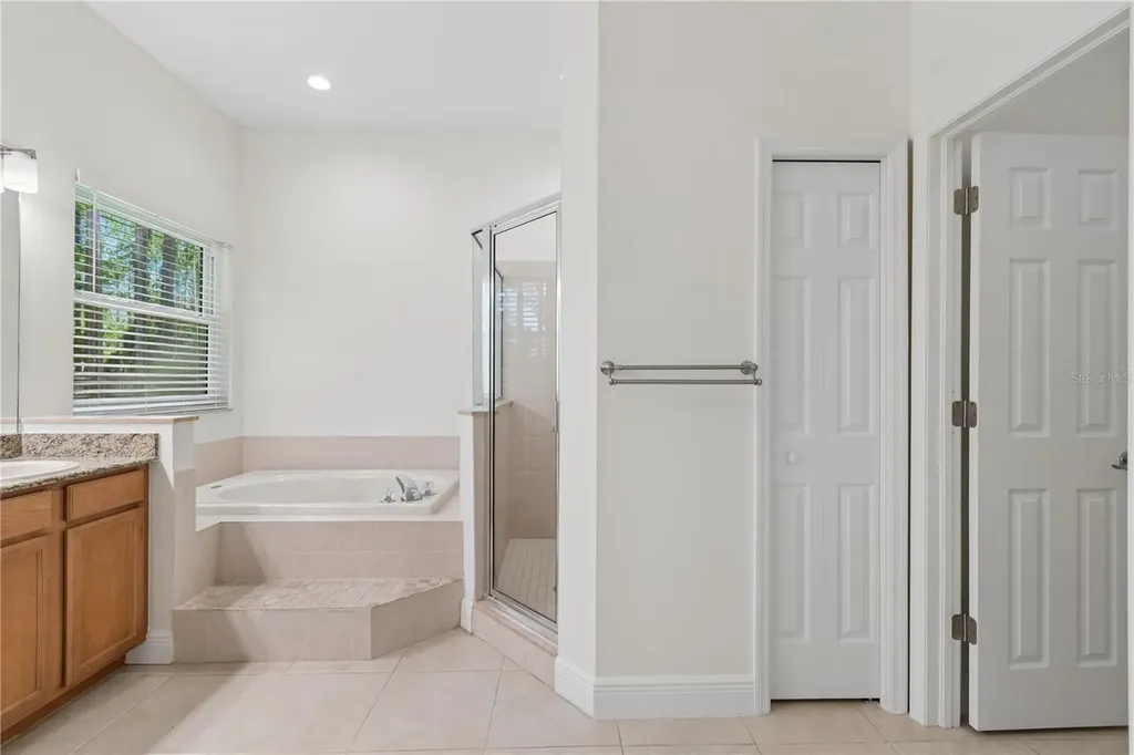 18811 Victor Manuel Drive Lutz FL 33548