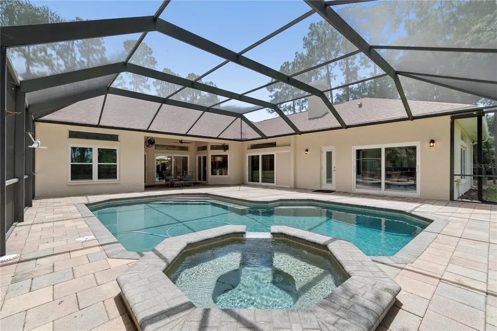 18811 Victor Manuel Drive Lutz FL 33548