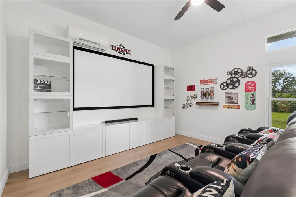 18811 Victor Manuel Drive Lutz FL 33548