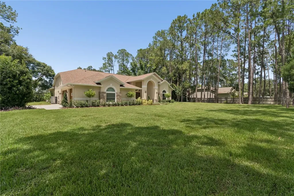 18811 Victor Manuel Drive Lutz FL 33548