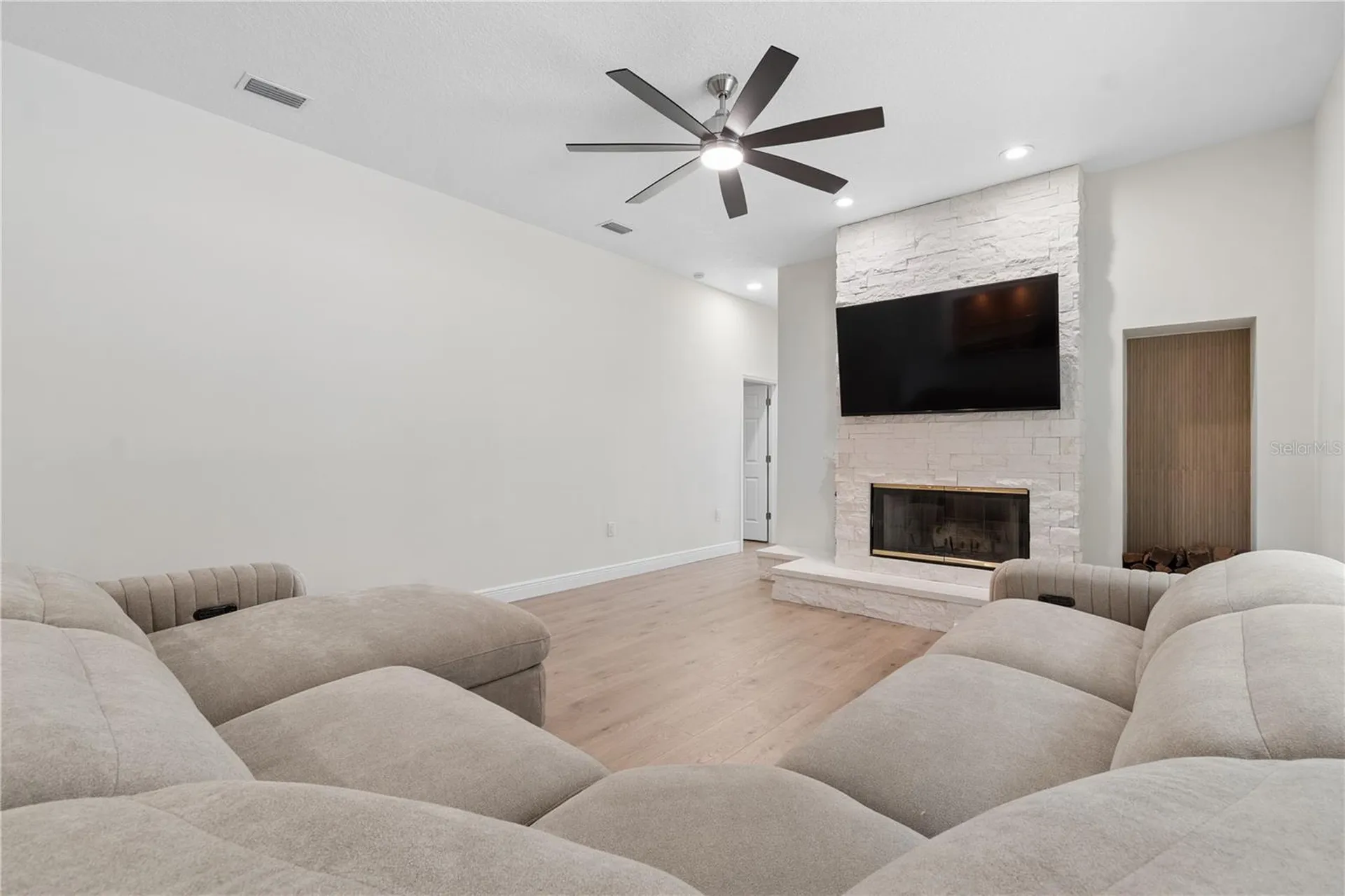 18811 Victor Manuel Drive Lutz FL 33548