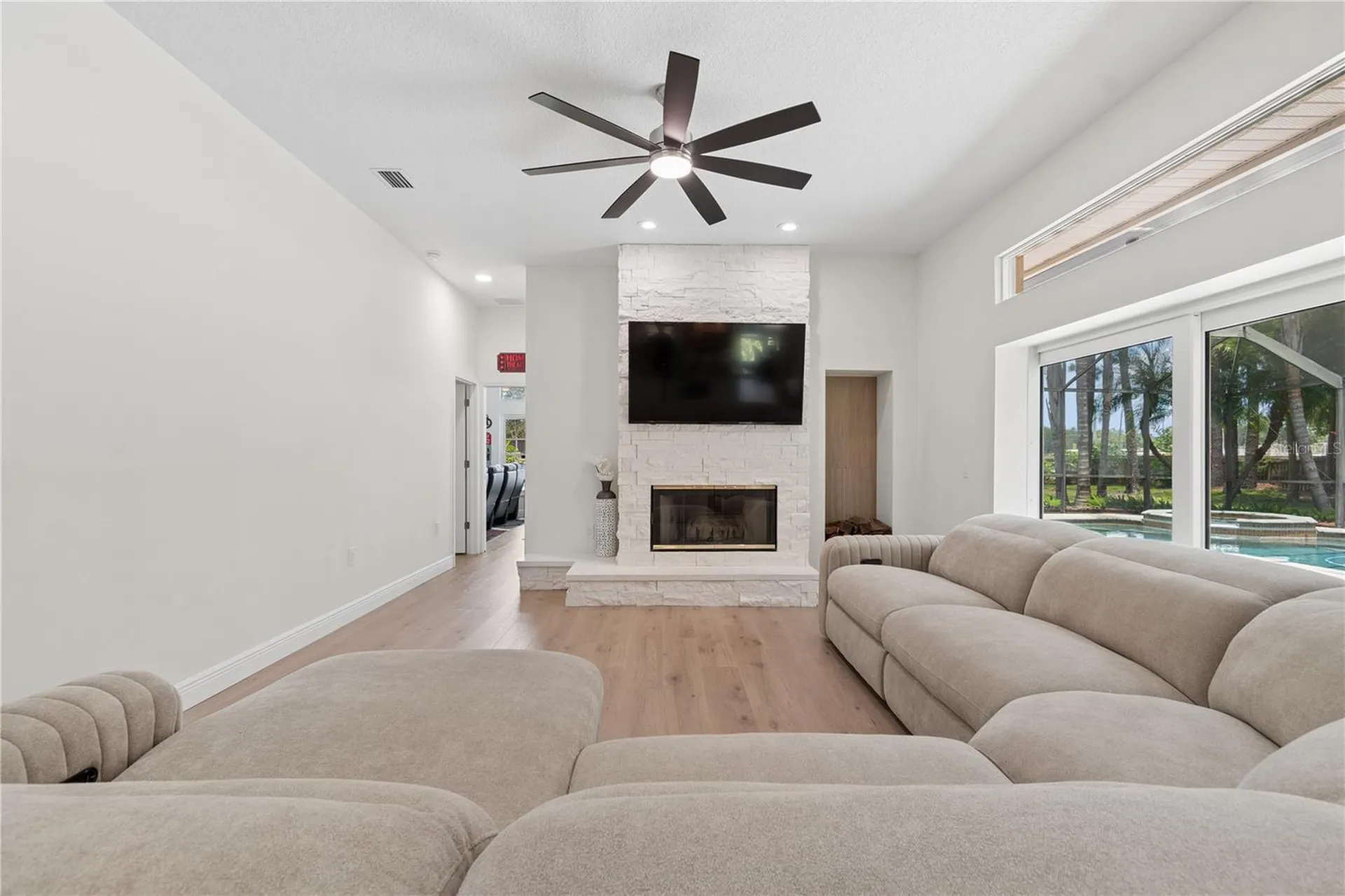 18811 Victor Manuel Drive Lutz FL 33548