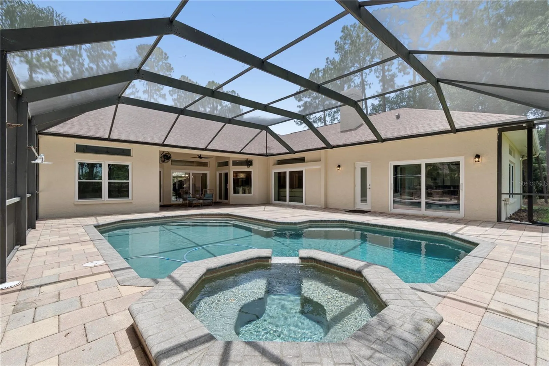 18811 Victor Manuel Drive Lutz FL 33548