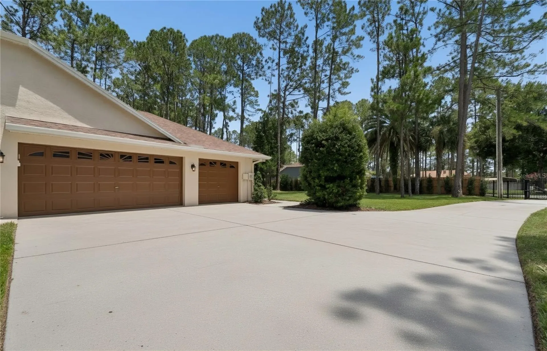 18811 Victor Manuel Drive Lutz FL 33548