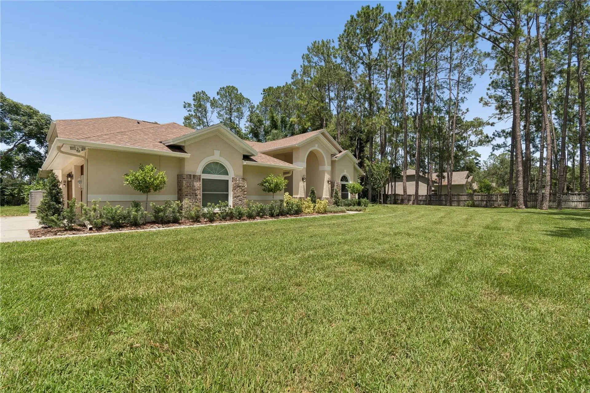 18811 Victor Manuel Drive Lutz FL 33548