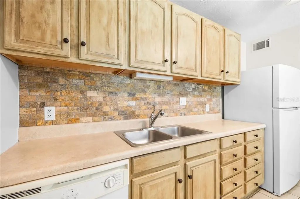 1015 SW 9th Street Gainesville FL 32601
