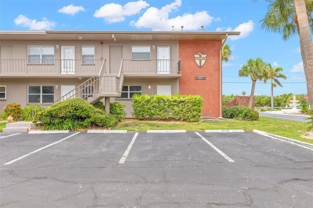 2 Causeway Boulevard Dunedin FL 34698