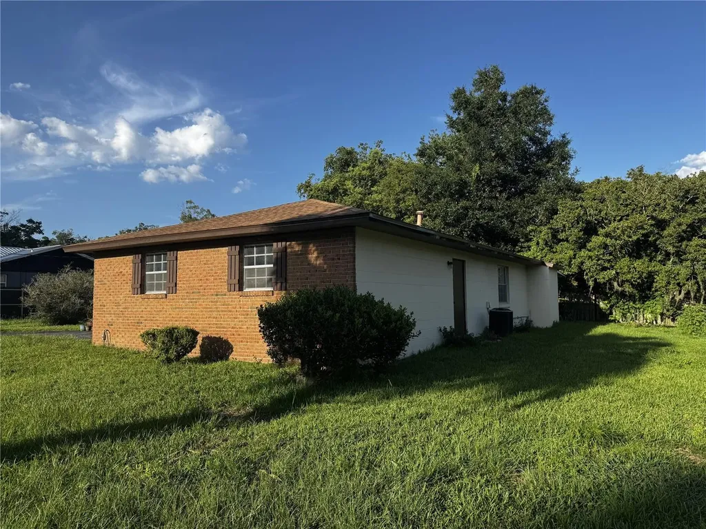 4051 SE 20th Court Ocala FL 34480
