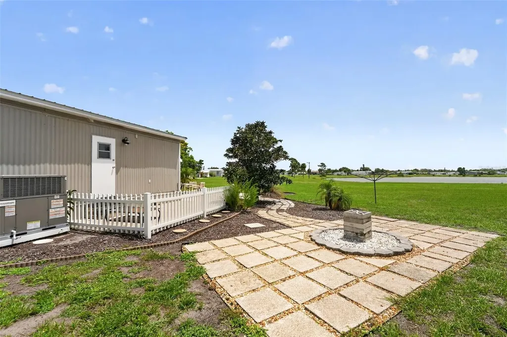 7424 Widness Lane Port Charlotte FL 33981