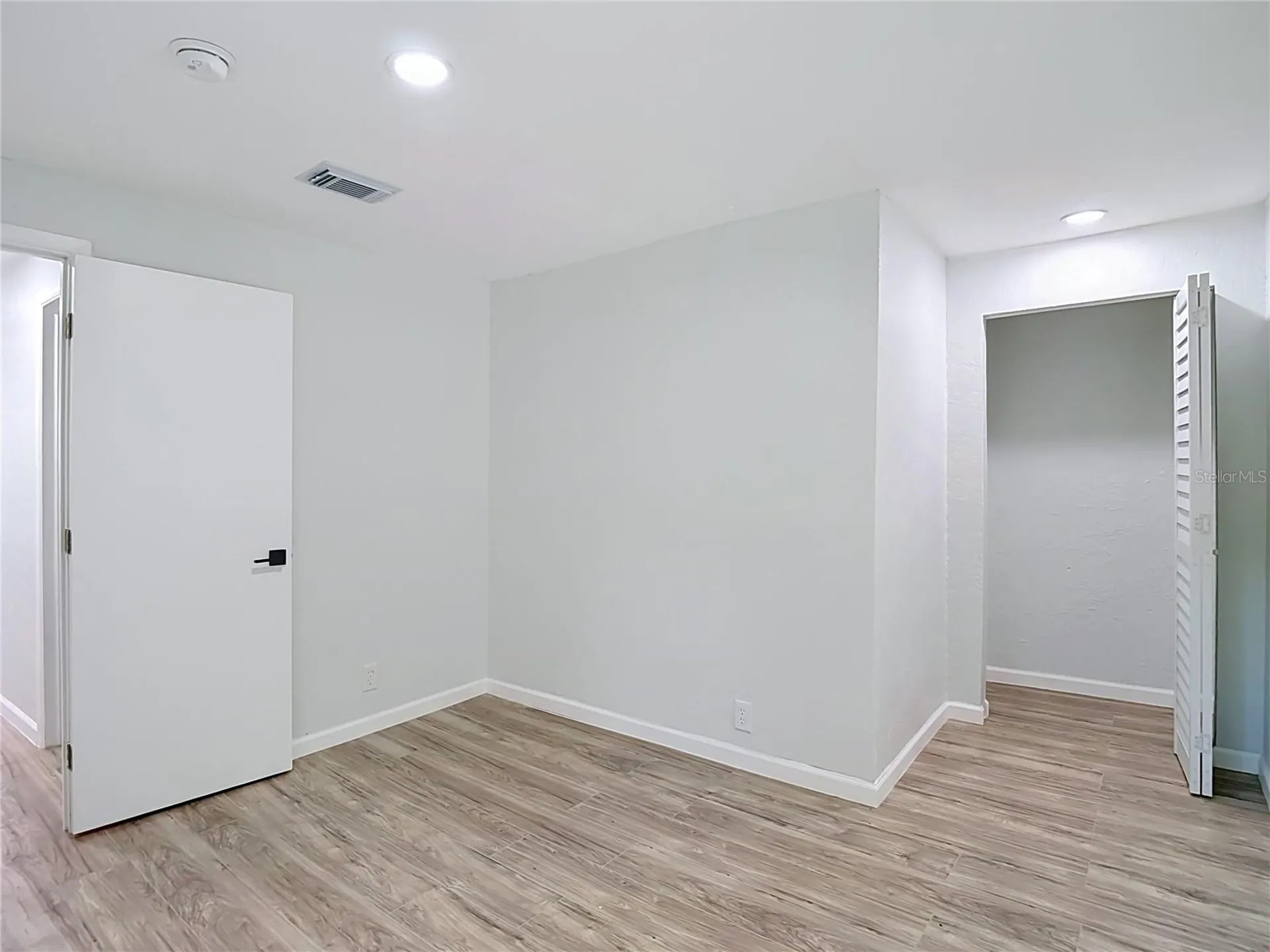 10009 N Florence Avenue Tampa FL 33612