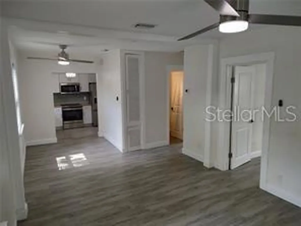 301 Mystic Lake Drive N St Petersburg FL 33702