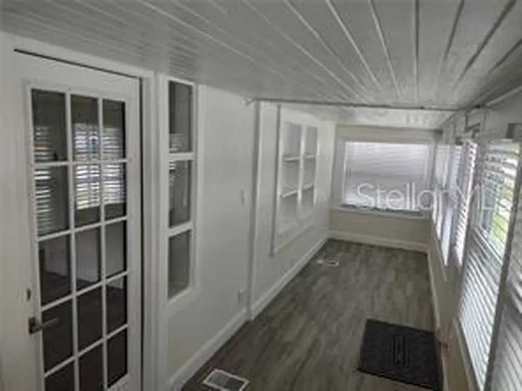 301 Mystic Lake Drive N St Petersburg FL 33702