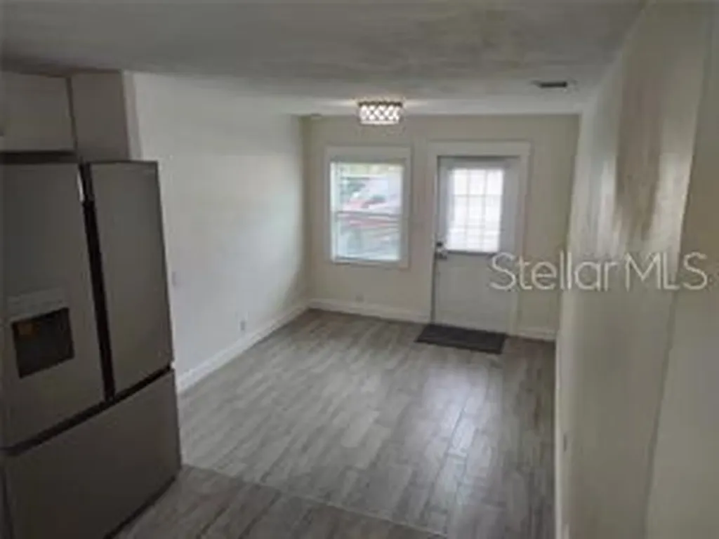 301 Mystic Lake Drive N St Petersburg FL 33702