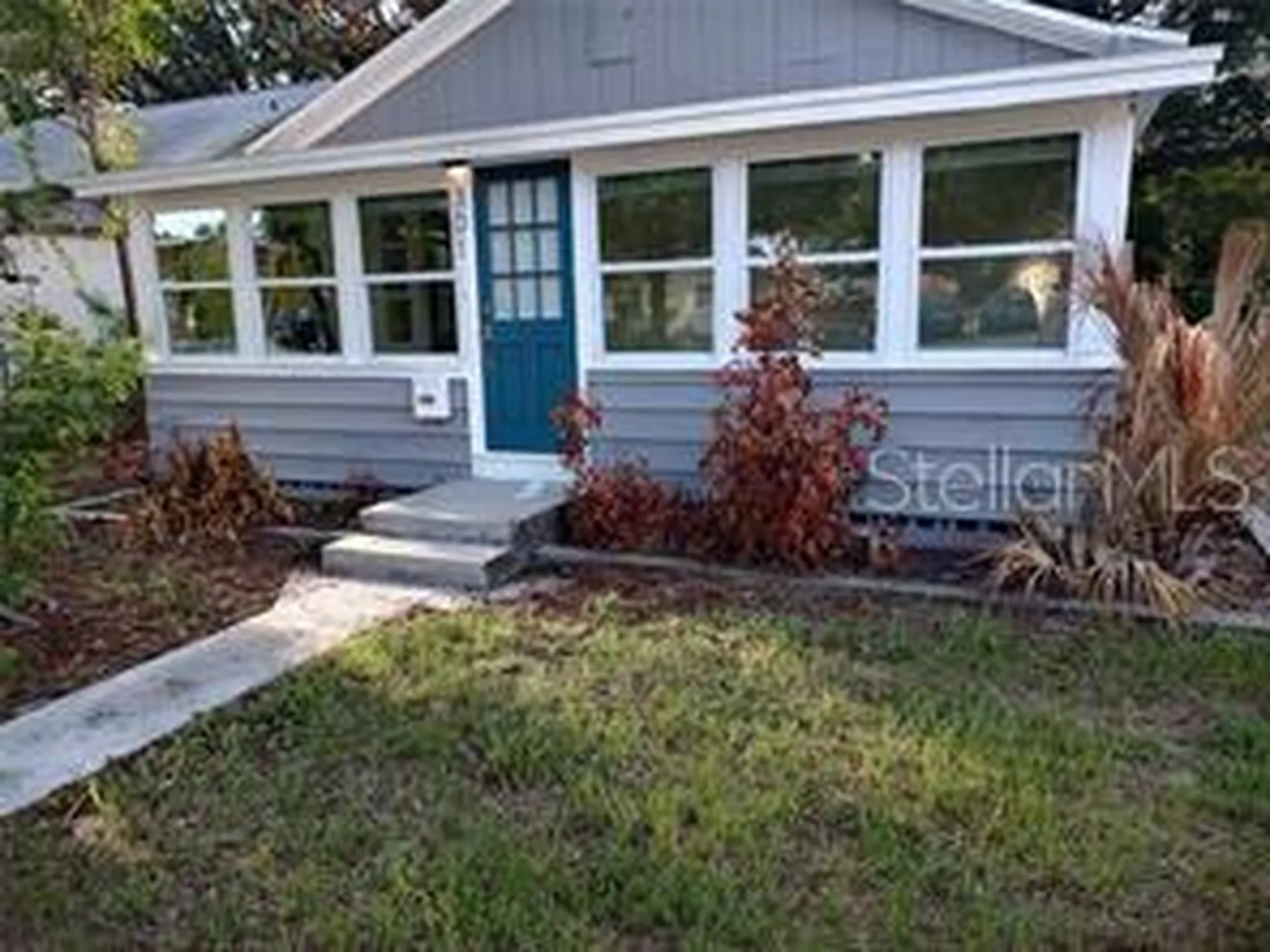 301 Mystic Lake Drive N St Petersburg FL 33702