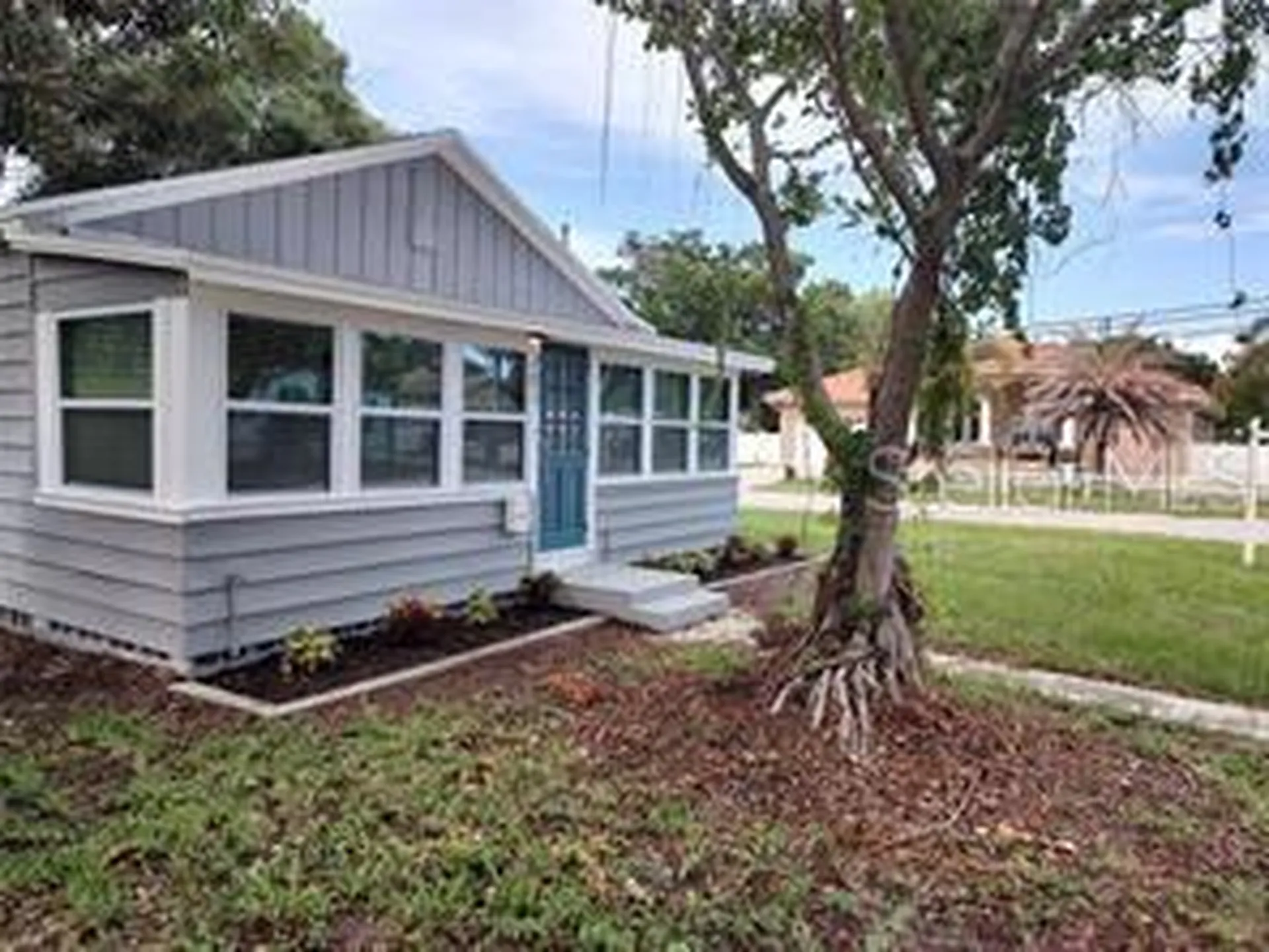 301 Mystic Lake Drive N St Petersburg FL 33702