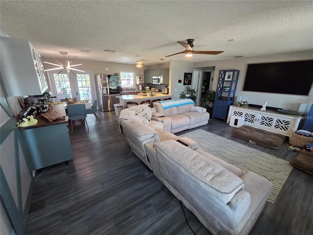 6301 S Renellie Court Tampa FL 33616