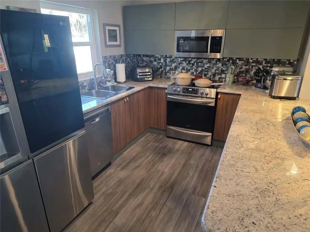 6301 S Renellie Court Tampa FL 33616