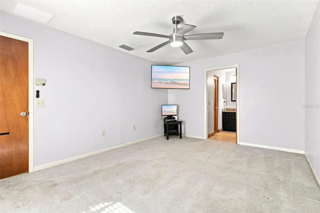 1969 E Acadian Drive Deltona FL 32725