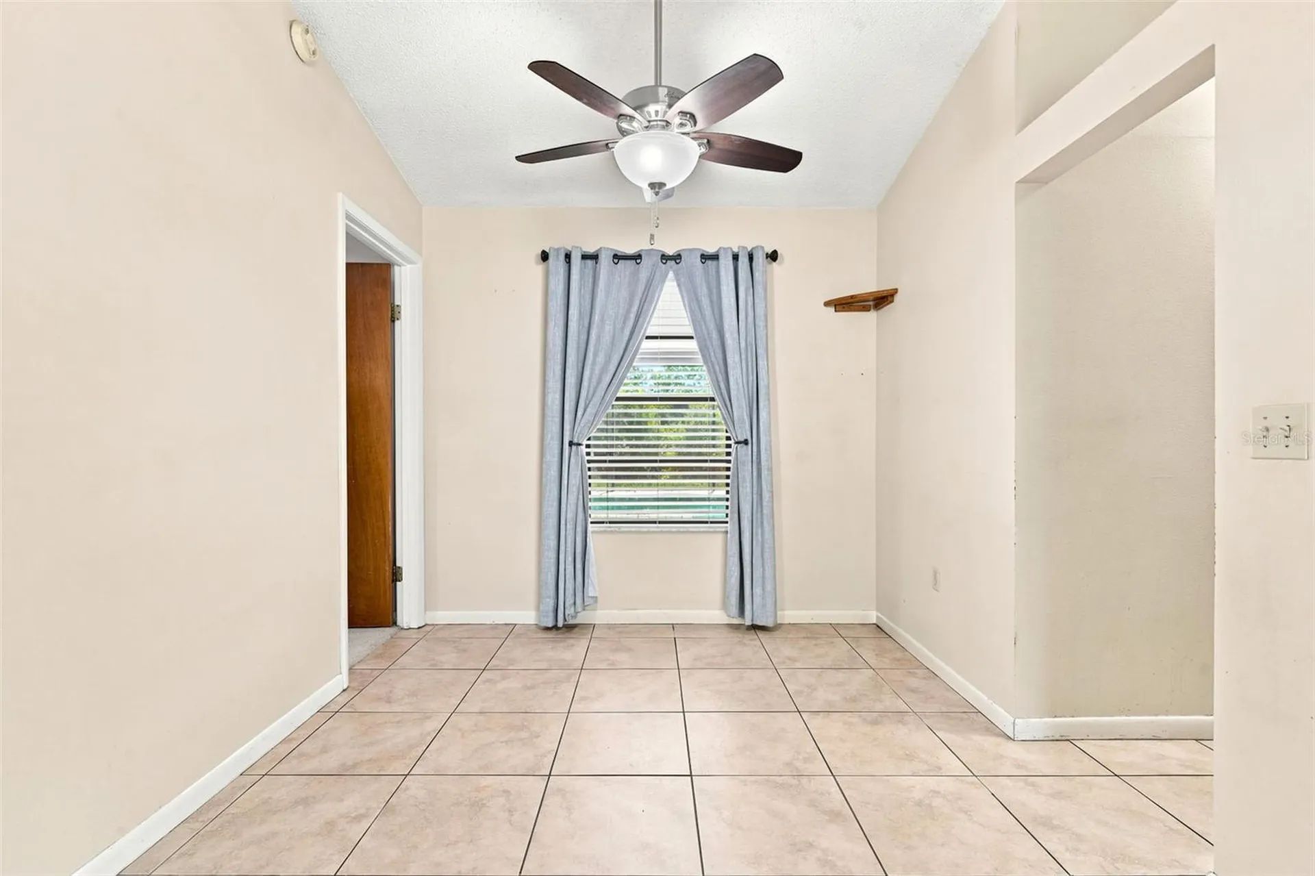 1969 E Acadian Drive Deltona FL 32725