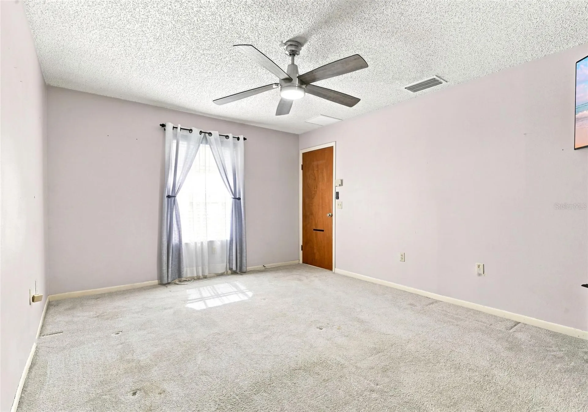1969 E Acadian Drive Deltona FL 32725