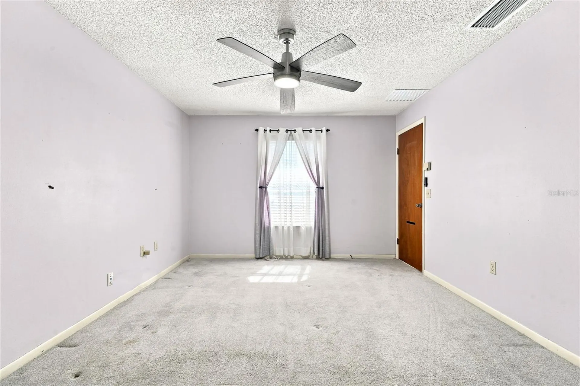 1969 E Acadian Drive Deltona FL 32725