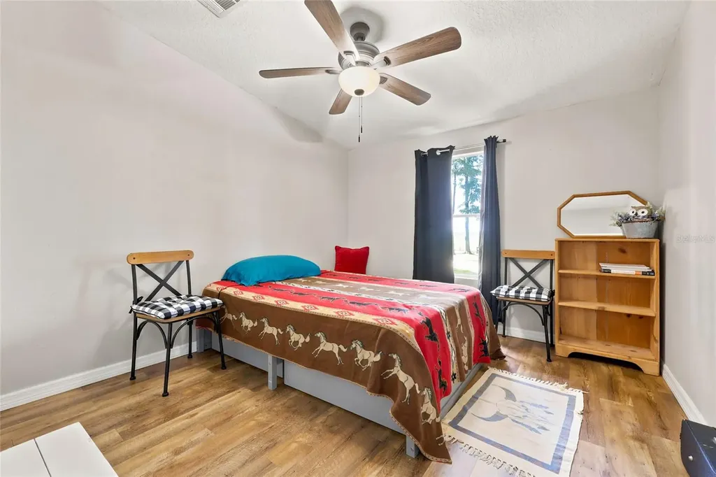 3562 NW 20th Avenue Bell FL 32619