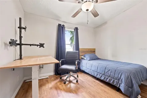 3562 NW 20th Avenue Bell FL 32619