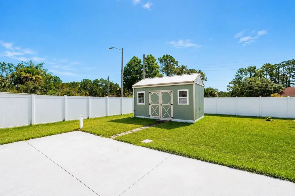 4 Severn Court Palm Coast FL 32164
