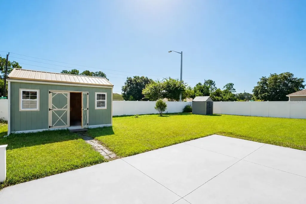 4 Severn Court Palm Coast FL 32164