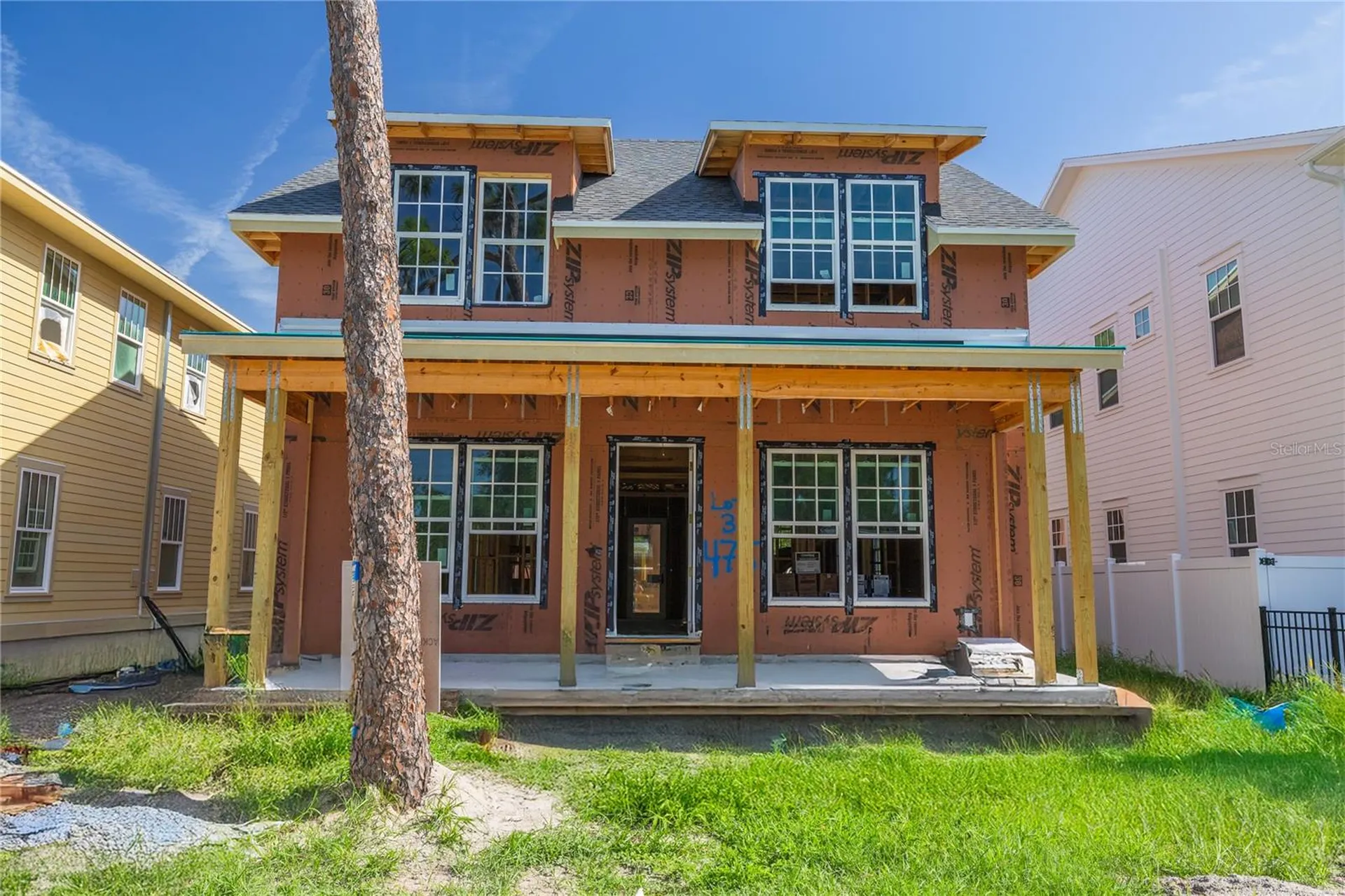 475 47th Avenue N St Petersburg FL 33703