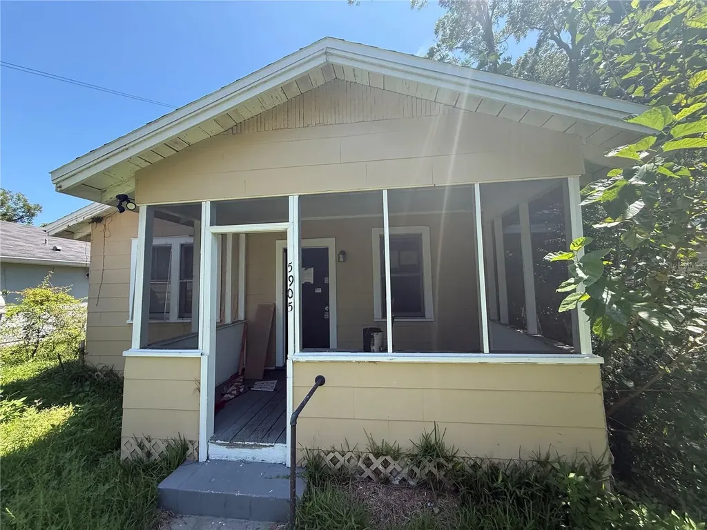 5905 Briley Avenue Jacksonville FL 32208