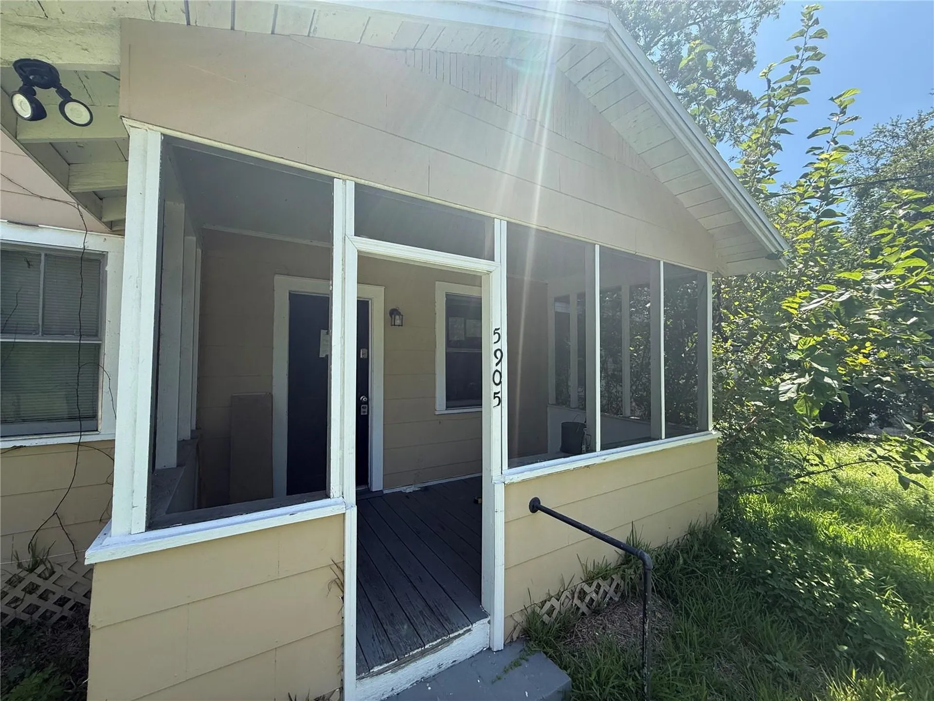 5905 Briley Avenue Jacksonville FL 32208