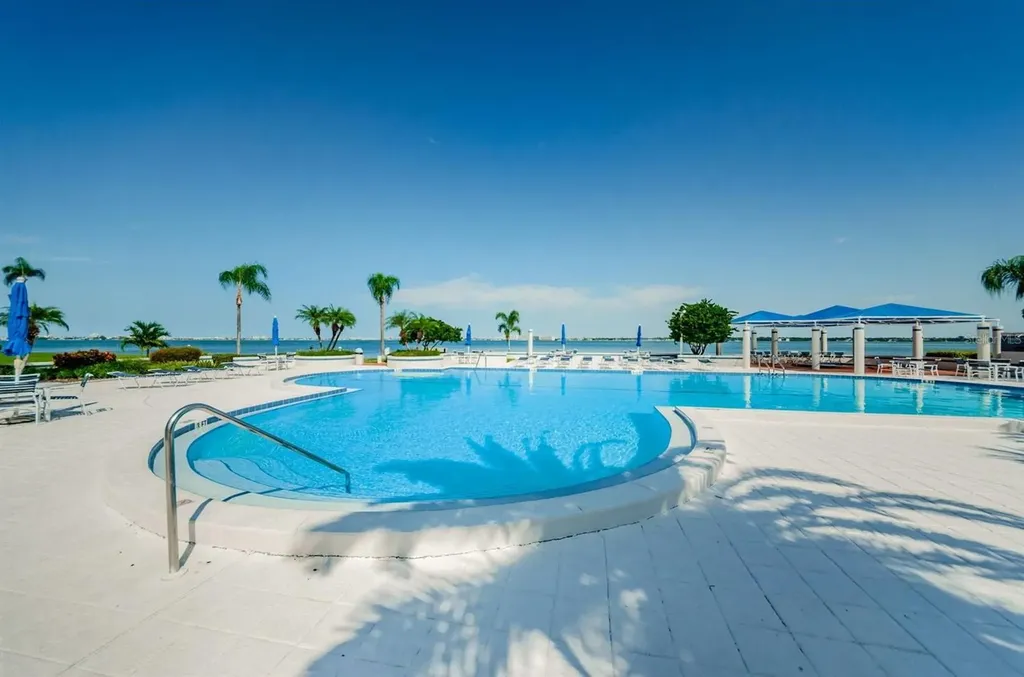 5151 Isla Key Boulevard S St Petersburg FL 33715