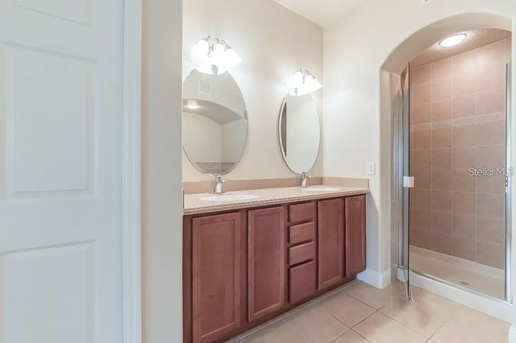 1733 Prospect Avenue Orlando FL 32814