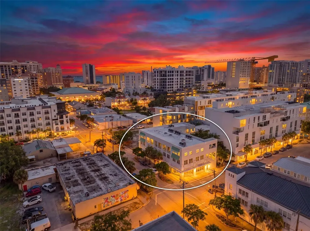 433 Central Avenue Sarasota FL 34236