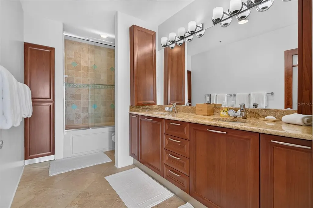 433 Central Avenue Sarasota FL 34236