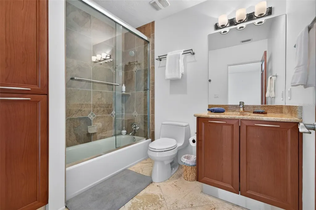 433 Central Avenue Sarasota FL 34236
