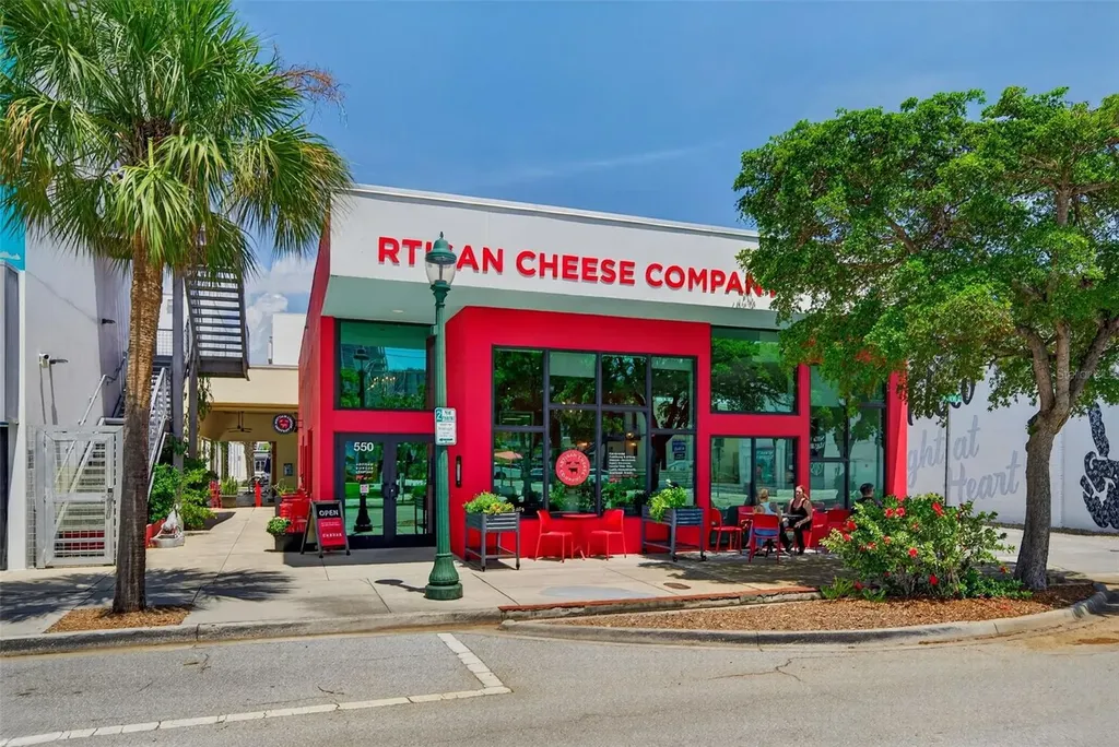 433 Central Avenue Sarasota FL 34236