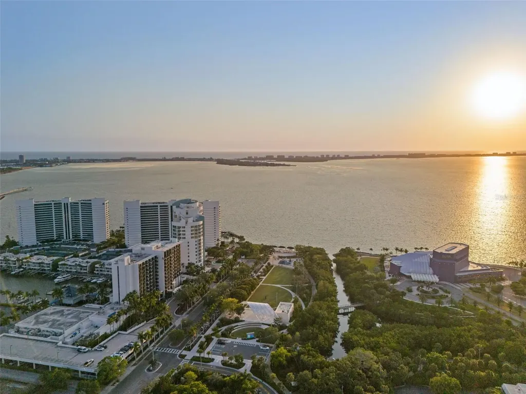 433 Central Avenue Sarasota FL 34236