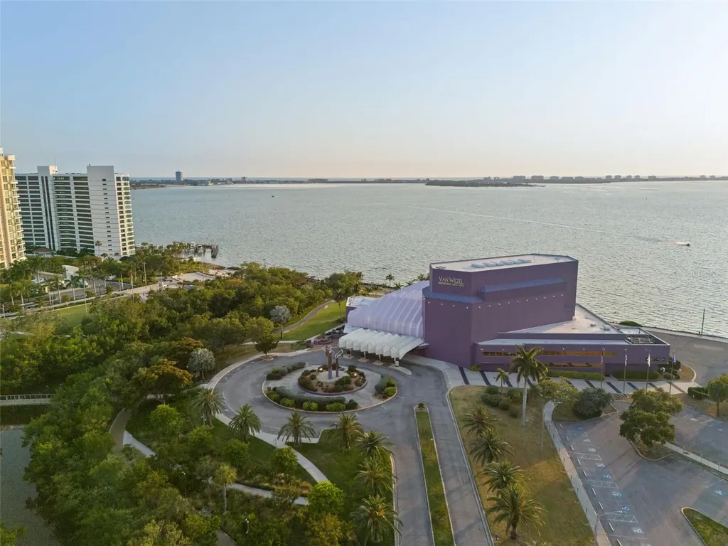 433 Central Avenue Sarasota FL 34236