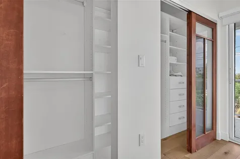 433 Central Avenue Sarasota FL 34236